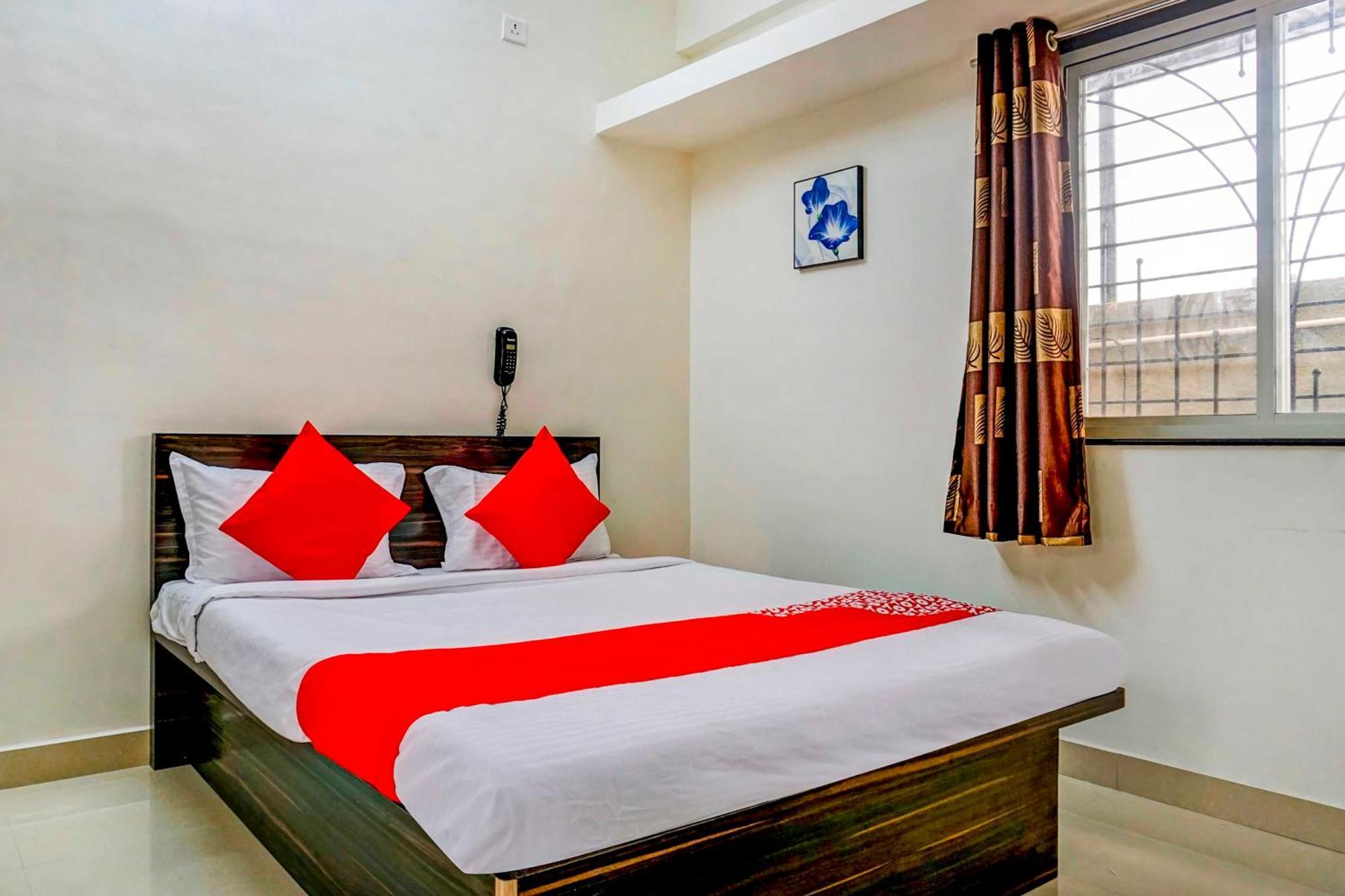 פונה Hotel O Komfort Inn מראה חיצוני תמונה